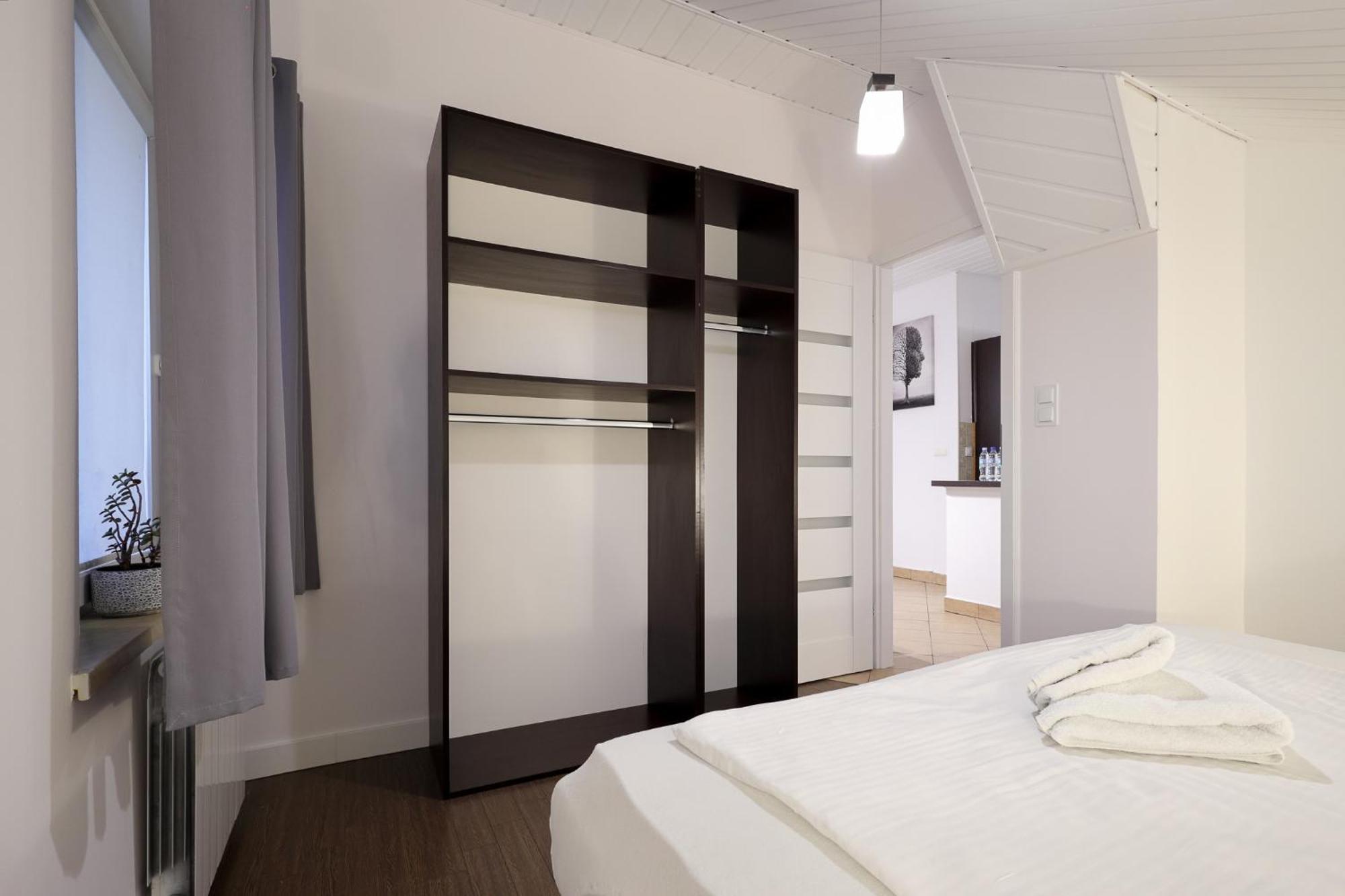 Dworek Rozany Hotel & Restauracja Namyslow Luaran gambar